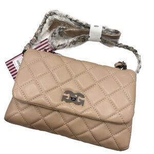 Gilda Paris Quilted Messenger Bag Taupe 
9” x 6” NEW